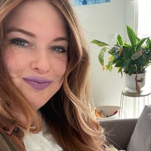 Meet your Posher, Andrea